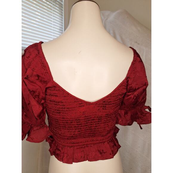 Band of the Free Women's Size Small Lea Rhubarb Smocked Crop Top Red NWT - Picture 4 of 8